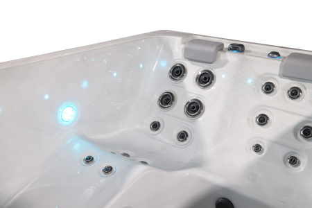 Гидромассажный спа бассейн NordicSpa Magni (Магни) Гидромассажный спа бассейн NordicSpa Magni (Магни)